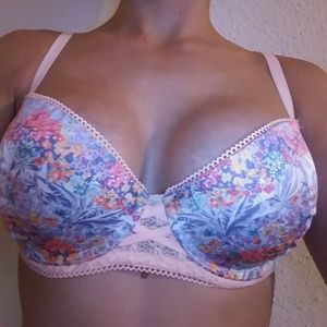 Victoria secret bra